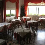 Vecchia Fattoria Πανδοχείο 2*